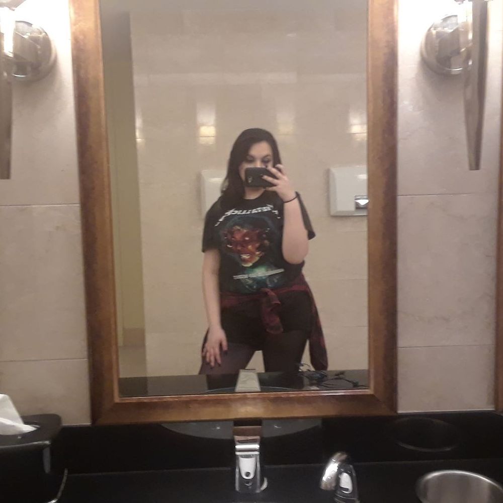 Meet your Posher, Amanda